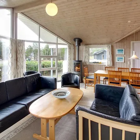 펜션 Taisto - 1-8km From The Sea By Interhome *