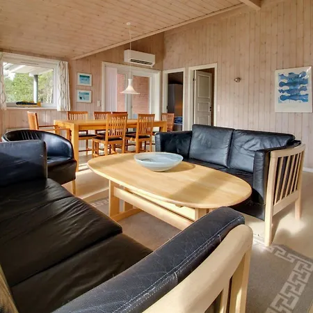 Taisto - 1-8km From The Sea By Interhome 펜션 Molby